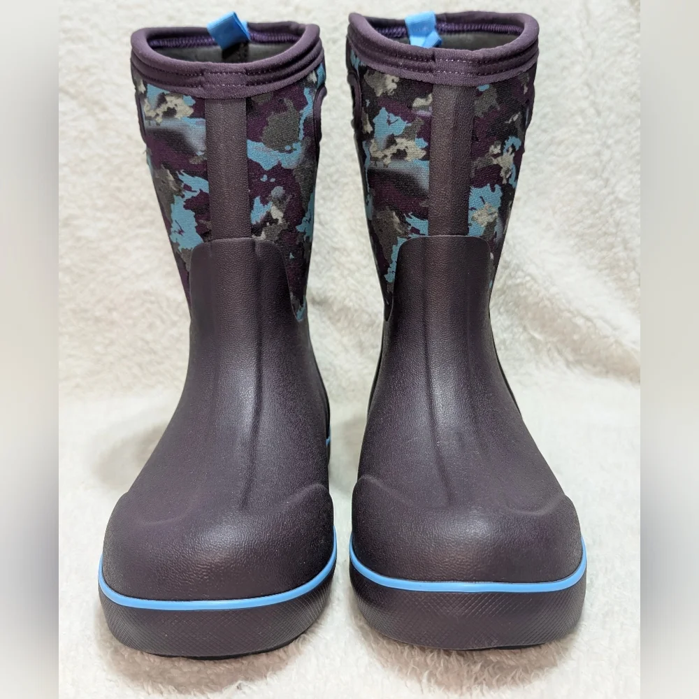 NWOT Bogs Kids Classic II Rain Snow Waterproof Boot Purple Camo Youth sz 3